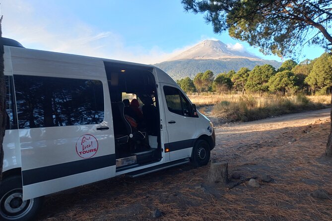 Hiking Excursion to the Iztaccíhuatl Volcano from Puebla - Guides, Safety Gear, and the Small-Group Difference