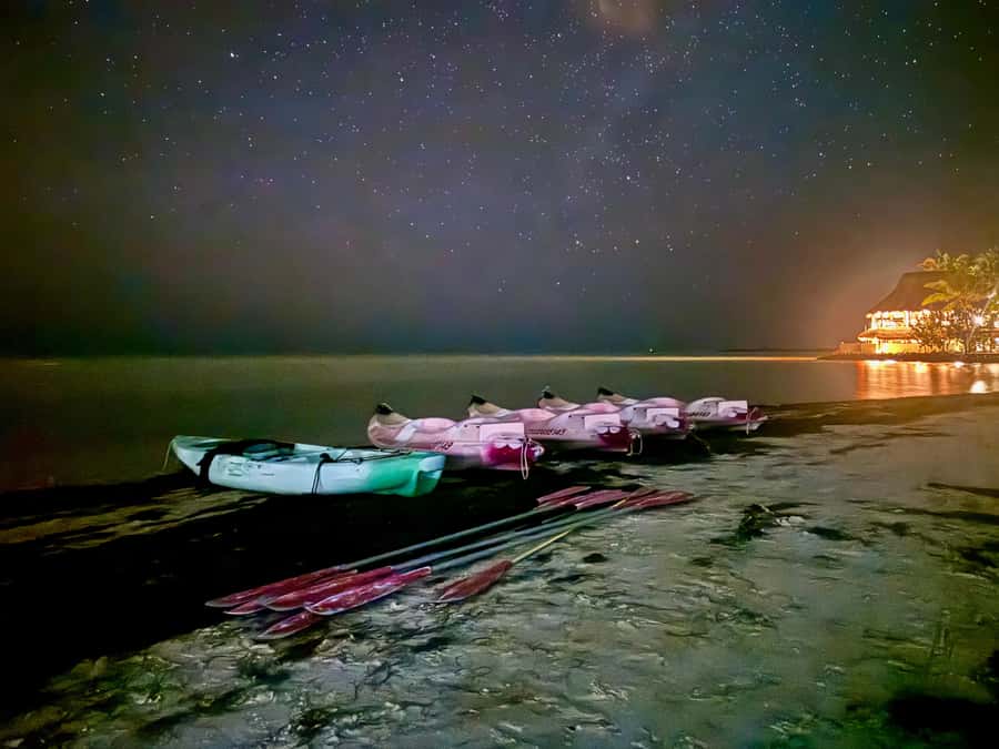 Holbox: Bioluminescence by Kayak and Stargazing. - Stargazing on top of the sea glow: how clear sky changes the whole feeling