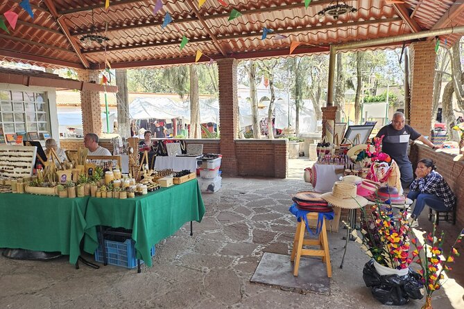 Horseback, Culture & Mexican Flavors Experience - The Ranch Meal: Mexican Barbecue, Wine Toasts, and Drinks That Keep Flowing