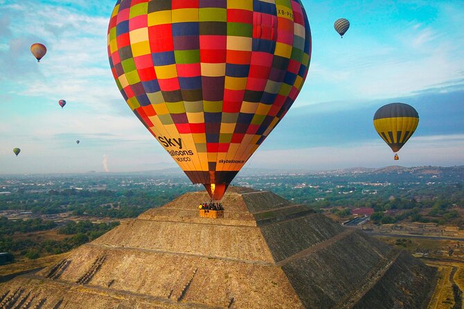 Hot Air Balloon Flight and Tour of the Majestic Pyramids - Sunrise Logistics From CDMX to Teotihuacan