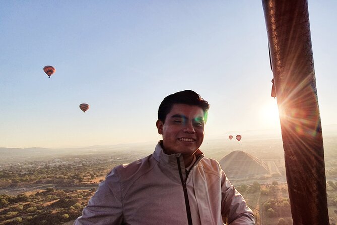 Hot air balloon from CDMX and Restaurant la Gruta (ORIGINAL) - Key Points Before You Go