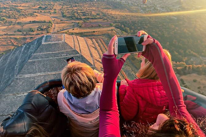 Hot Air Balloon Ride Over Teotihuacán Pyramids from Mexico City - Crossing San Juan Teotihuacán from the air, then landing and moving on