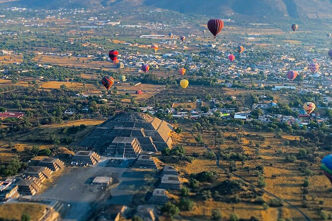 Hot Air Balloon Ride Over Teotihuacán Pyramids from Mexico City - Pickup in Mexico City: Angel de la Independencia or Palacio de Bellas Artes