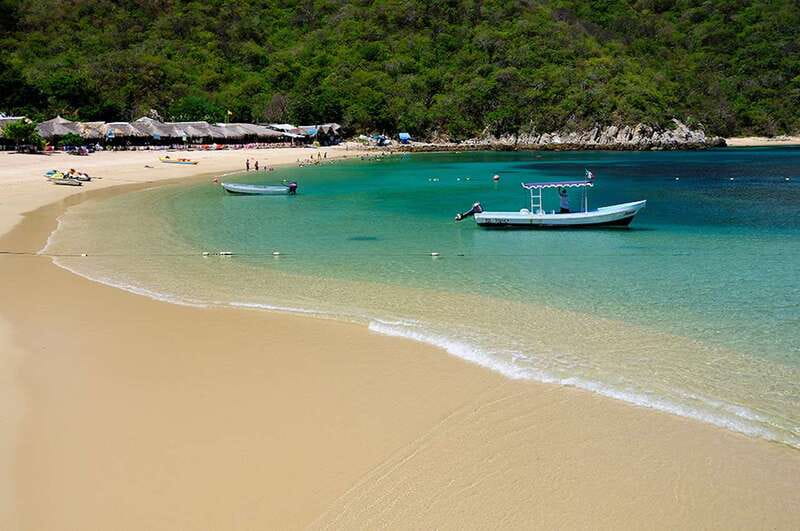 Huatulco: Premium Boat Tour with snorkel experience. - Huatulco Bay by Premium Boat, With Access You Cannot Drive To