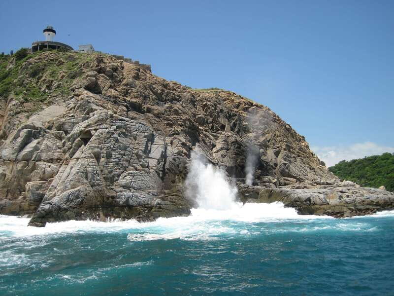 Huatulco: Premium Boat Tour with snorkel experience. - Who This Tour Fits Best, and Who Might Want a Different Option