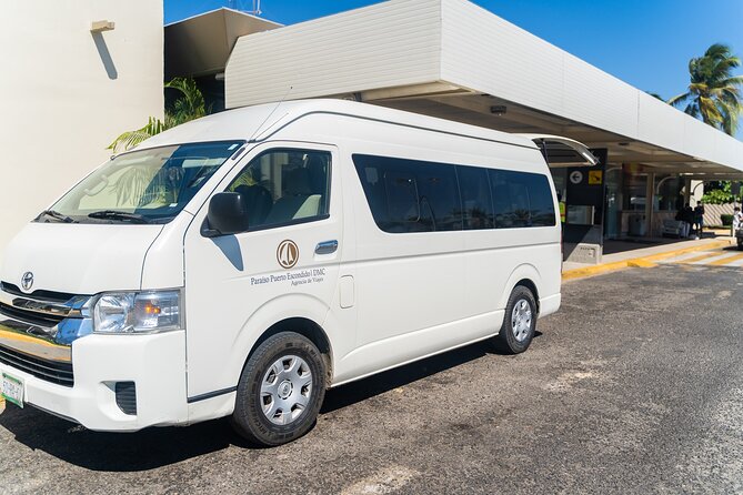 Huatulco: Private Transfer Airport - Hotels - The Van Ride: Fast, Comfortable, and Built for Real Travel