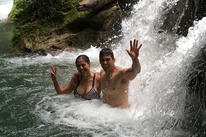 Huatulco's Mountain Waterfalls - Guide energy and safety: why people remember Fabian and Armando