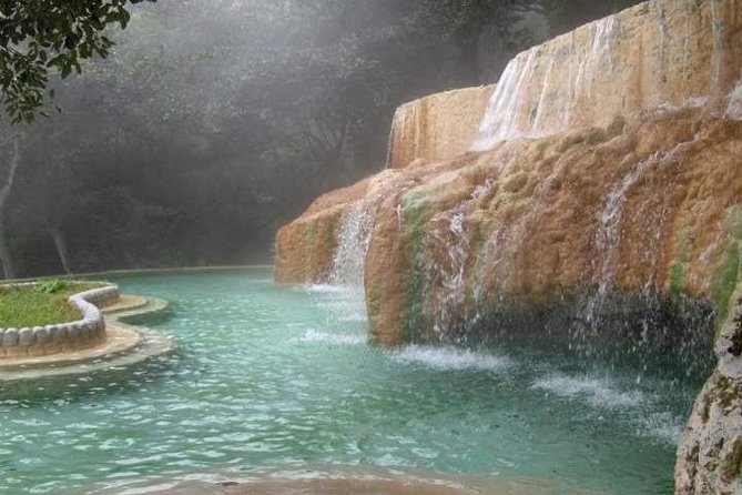 Incredible Tolantongo Grottoes from CDMX - Stop at Grutas Tolantongo: pools, river, caves, waterfall