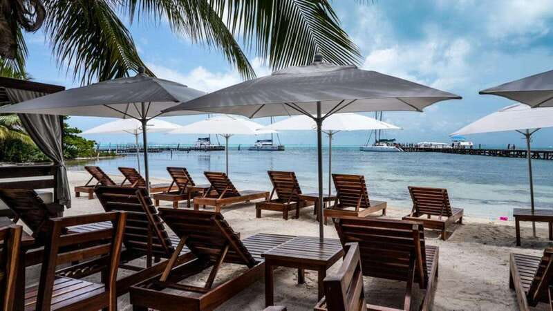 Isla Mujeres: Catamaran with Open Bar, Snorkeling and Lunch - The Return Sail: Relax, Refuel, and Finish Strong