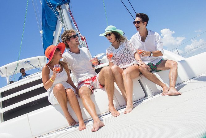 Isla Mujeres Luxury Sailing: Adults Only or Family Friendly - Onboard experience: open bar, crew energy, and lunch you can count on