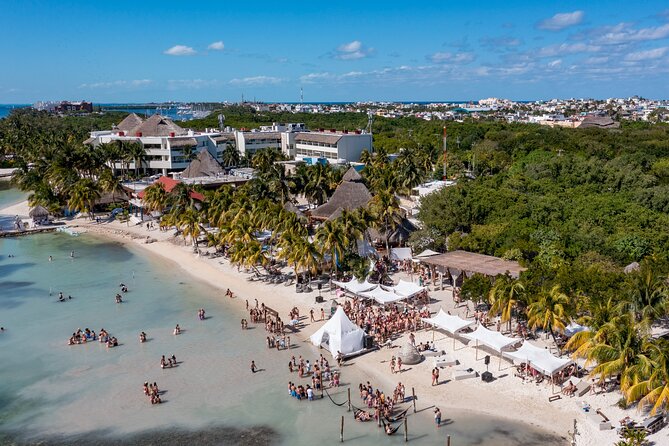 Isla Mujeres Platinum by Albatros Catamarans - Price and logistics: what’s included, what costs extra, and what that means for value