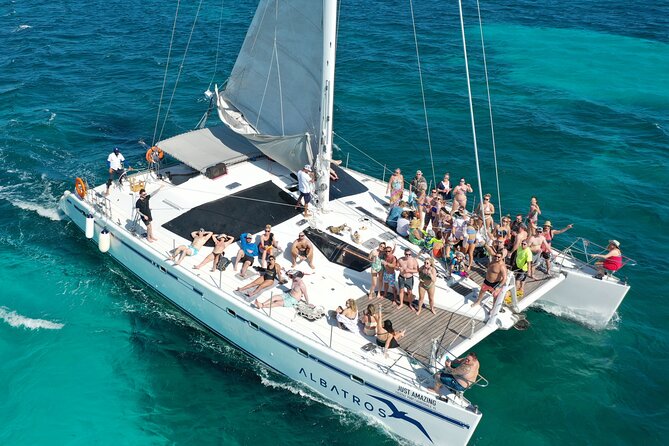 Isla Mujeres Plus by Albatros Catamarans - Snorkeling gear is included, but the snorkeling window is short