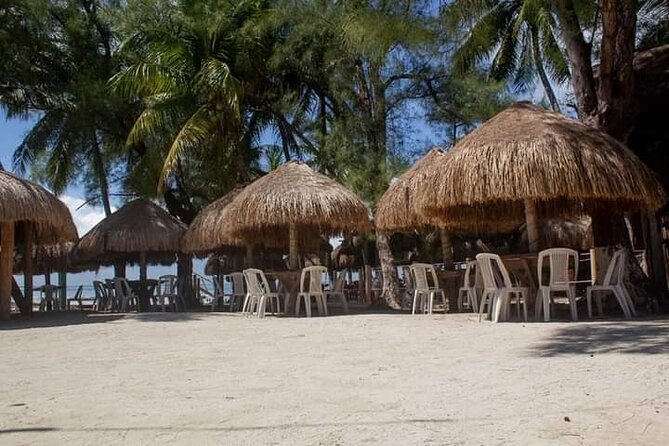 Isla Mujeres Premium Tour in Private Catamaran with Lunch - Club Playa Mexico: buffet lunch, showers, and a real reset