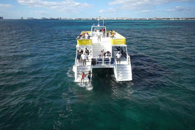 Isla Mujeres Unlimited! Fun & Party with transportation - The onboard vibe: music, crew energy, and party expectations