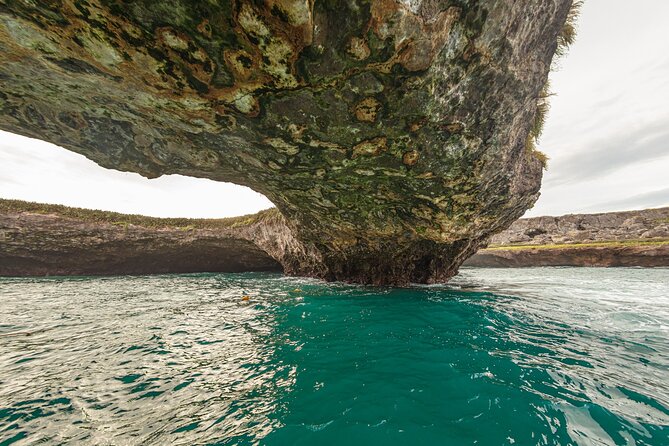 Islas Marietas & BBQ lunch at Majahuitas - On-board entertainment and the crew experience