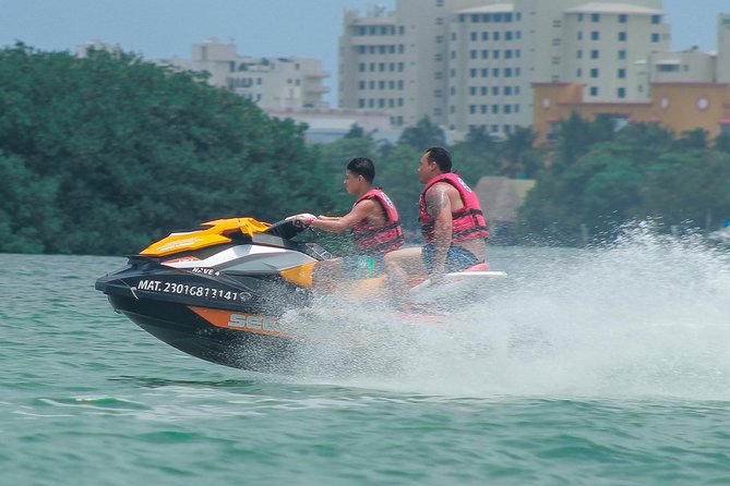 Jet Ski Rentals in Cancun: 30-Minute Option (Shared Jetski) - The 30-minute shared jet ski ride, flags, and what you really get