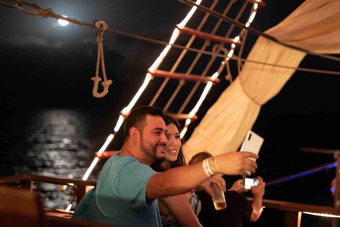 Jolly Roger Pirate Show and Dinner in Cancun - The Ending: Dance Party and Fireworks Over the Caribbean