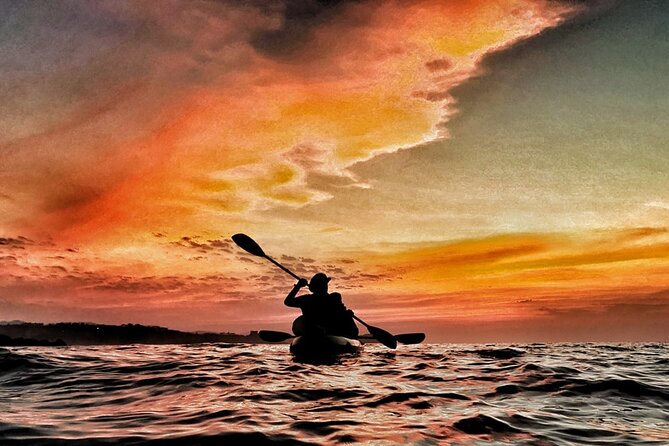 Kayak Huatulco Sunrise - Isla La Blanquita and the Chahue coastline views