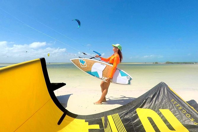 Kitesurfing lessons in Isla Holbox - Las Nubes vs Punta Mosquito, Two Very Different Ways to Learn