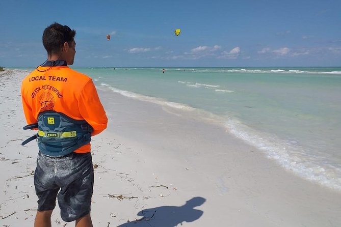 Kitesurfing lessons in Isla Holbox - Timing, Wind Windows, and Why You Should Book Early