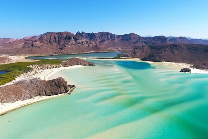 La Paz, Balandra and Todos Santos from CABO and San Jose - Playa Balandra: viewpoint views and shallow bay time