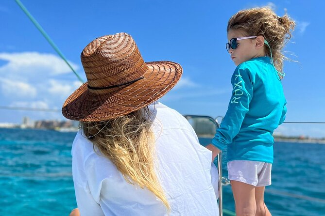 Lagoon 39ft Private Catamaran 5hr - El Cielo Full Experience - Meeting at Cozumel Windseekers and the 9:00 am rhythm