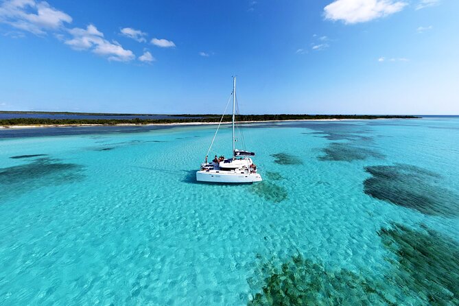 Lagoon 39ft Private Catamaran 5hr - El Cielo Full Experience - Crew service: why the names matter more than you think
