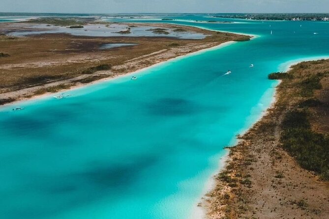 Lagoon of 7 colors from Costa Maya - Boat Tour and transportation - Lake Bacalar by boat: seven colors, open cenotes, and Bird Island