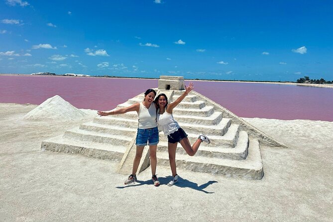 Las Coloradas, Río Lagartos and Playa Cancunito Tour from Mérida - Maleconcito Gourmet Lunch: What Is Included and What to Expect