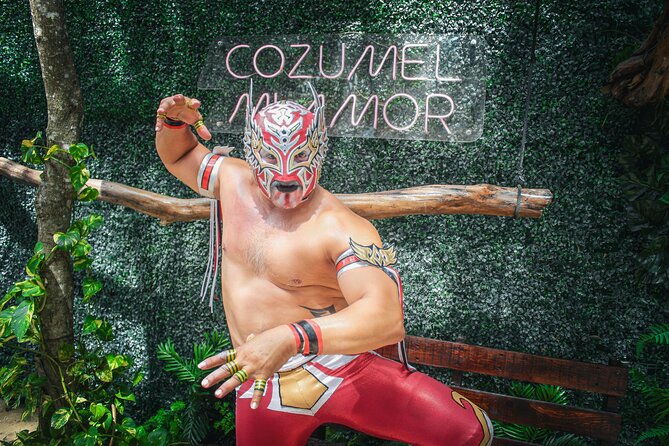 Legendary Mexican Lucha Libre Experience in Cozumel Meet andGreet - Barriecito Arena Show: Rudos vs Técnicos