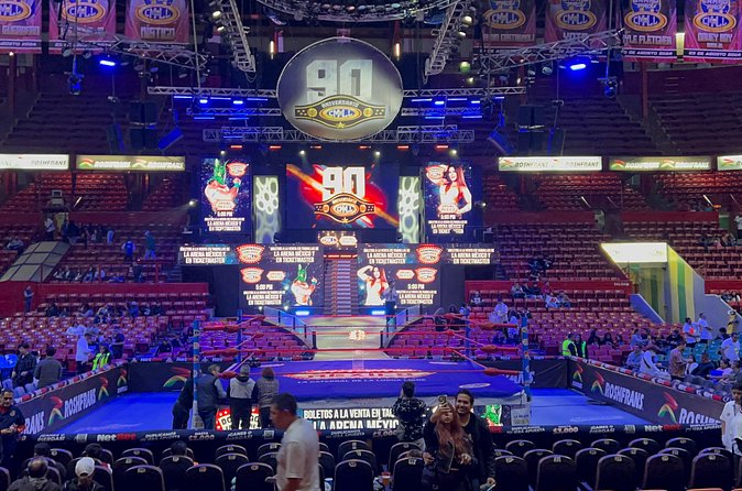 Live Wrestling from the Best Area of the Arena Mexico - During the wrestling show: what you can expect in 2 to 3 hours