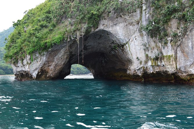 Los Arcos, Animas and Quimixto Snorkel Cruise in Puerto Vallarta All Inclusive - Quimixto Waterfall Hike: The Portion That Often Feels Worth It