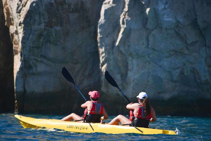 Los Cabos Arch & Playa del Amor Tour by Glass Bottom Kayak - Why the Los Cabos Arch feels like a living geologic landmark