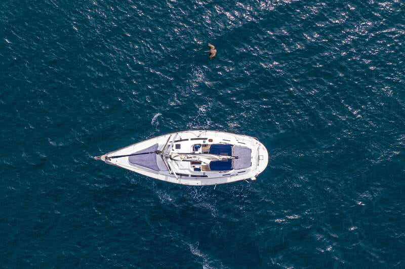 Los Cabos: Shared Sunset Sailing Cruise - Wine, cocktails, and snacks that feel like part of the trip