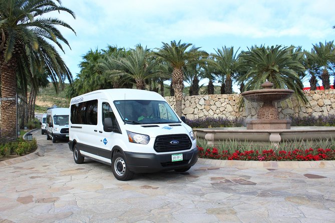 Los Cabos Shuttle Airport Roundtrip Transfers - Driver experience: friendly, capable, and sometimes a bit improvisational