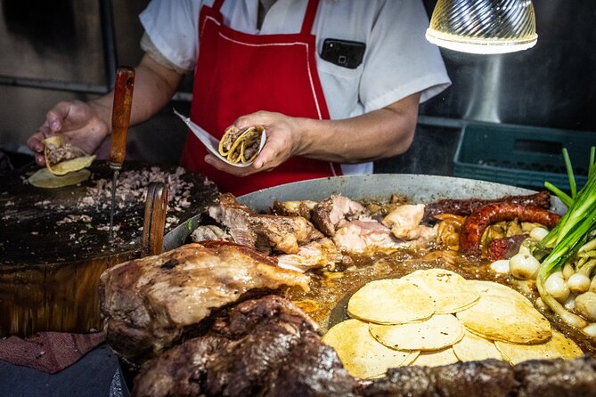 Lucha Libre Tacos & Masks 4 hrs Exploring Cdmx - Meeting at Hamburgo 63 and Setting Yourself Up for a Smooth Start