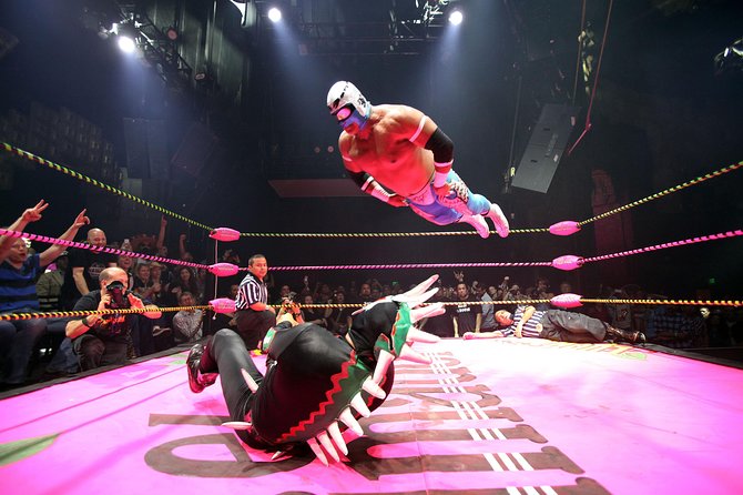 Lucha Libre Tickets & Tacos & Beer & Mezcal - BEST NIGHT EVER! - First stop: taqueria tacos that set the tone