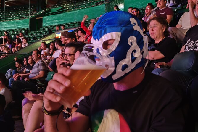 Lucha Libre Tour: guide by professional lucha libre wrestler - Crowd Management and Safety: What to Expect on a Popular Night