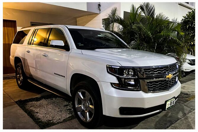 Luxury one way transfer to Tulum from Cancun airport - The ride experience: AC, WiFi, bottled water, and private comfort