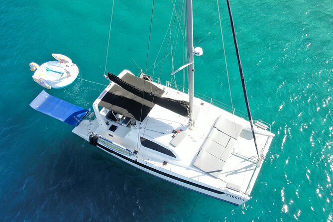 Luxury Sailing catamaran charter in Cabo San Lucas all inclusive - Papillon Yachts Service Style, and Why the Crew Makes It Worth It