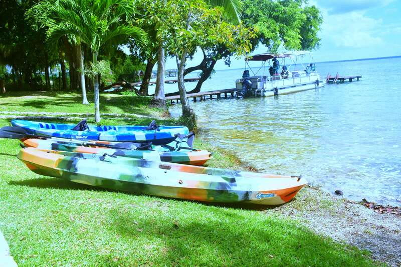 Mahahual: Chacchoben Mayan Ruins and Seven Color Lagoon Trip - Chacchoben Mayan ruins: how to get the most from the guided walk