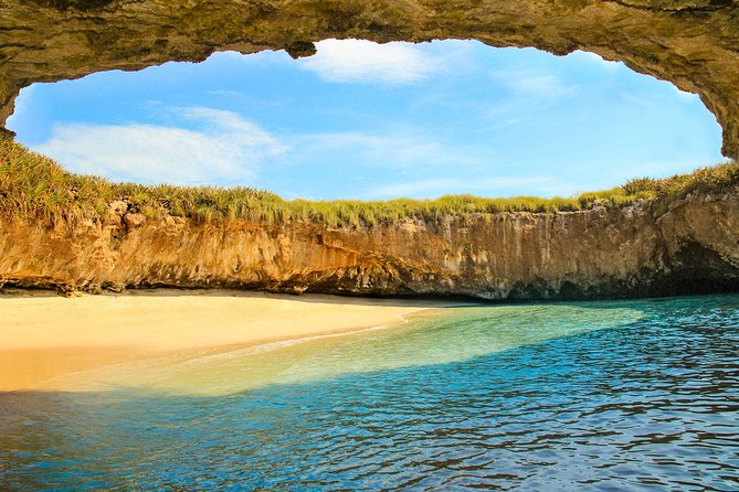 Marietas Hidden beach trip from Puerto Vallarta - Getting There: The 7:00 am Launch Point Matters