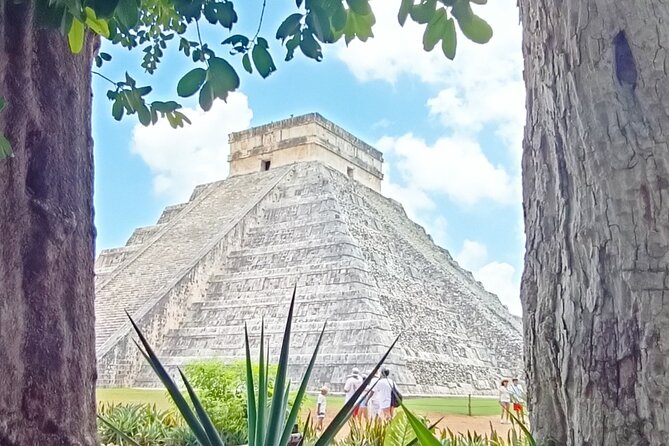 Mayan Experience in Chichen Itza - Meet Carlos Cutiz Tours and Your Chichén Itzá Game Plan