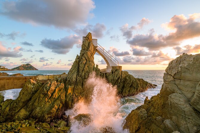 Mazatlan Sightseeing and Beach Activities All Inclusive - Sailing to Stone Island by Catamaran: What This Portion Feels Like