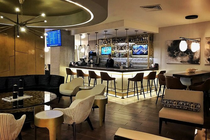 Mera VIP Lounge at Cancun International Airport - Private bathrooms, changing facilities, and the comfort upgrade that counts