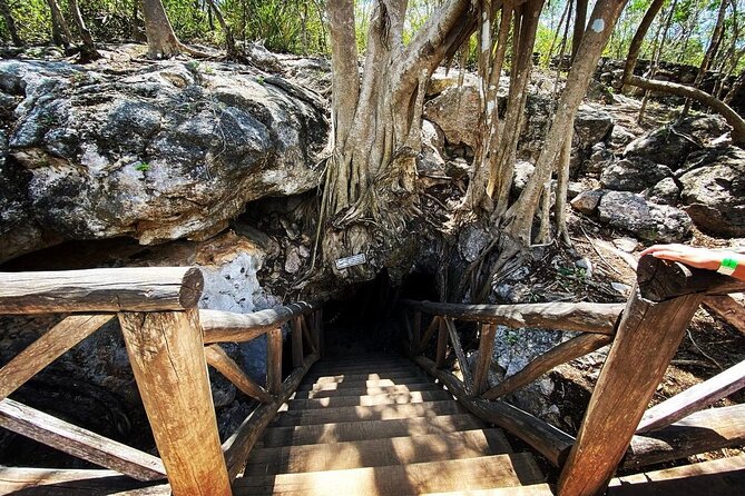 Merida : 4 Santa Barbara Cenotes and Bikes with Lunch - Acanceh ruins: a short history stop that breaks up the day