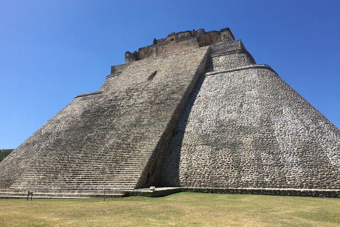 Merida : Guided tour of Uxmal, Kabah and Cenote with Lunch - Lunch in Merida: Included Food, With Mixed Expectations