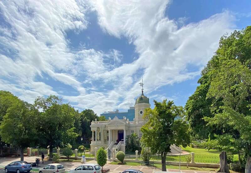 Mérida: Panoramic Sightseeing Tour Bus Ticket with 2 Routes - Comfort tips that make a difference (especially in the sun)
