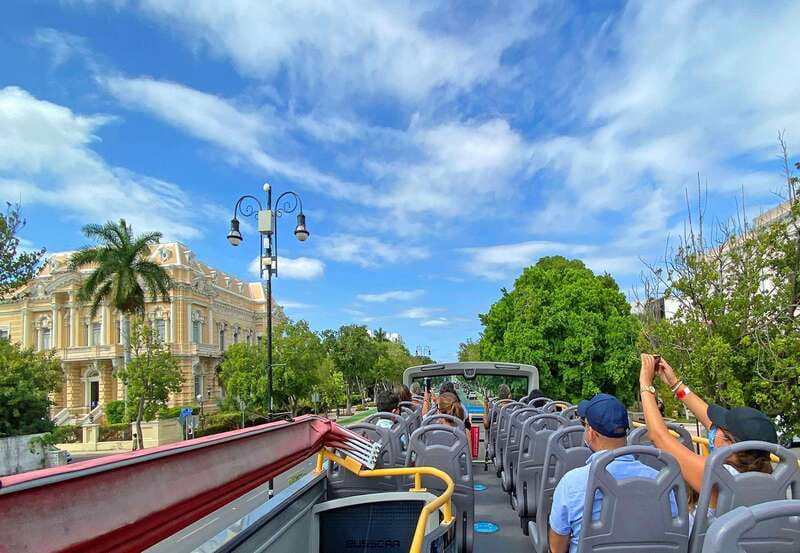 Mérida: Panoramic Sightseeing Tour Bus Ticket with 2 Routes - Practical logistics you should know before you go