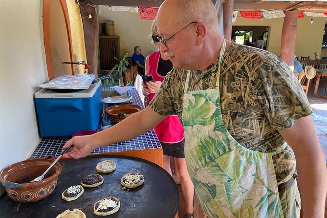 Mexican Cooking Class in Zihuatanejo de Azueta - Group size, timing, and what to bring